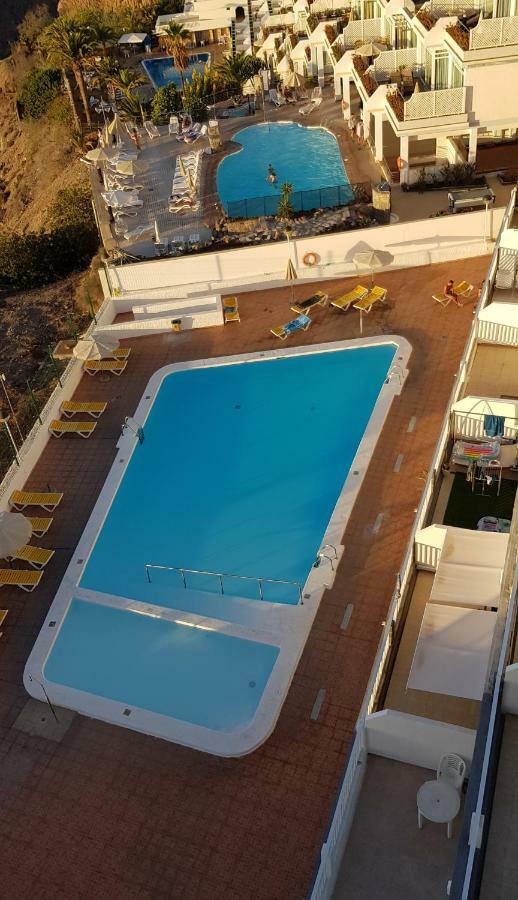 Apt With Terrace Facing Amadores Beach Exteriör bild