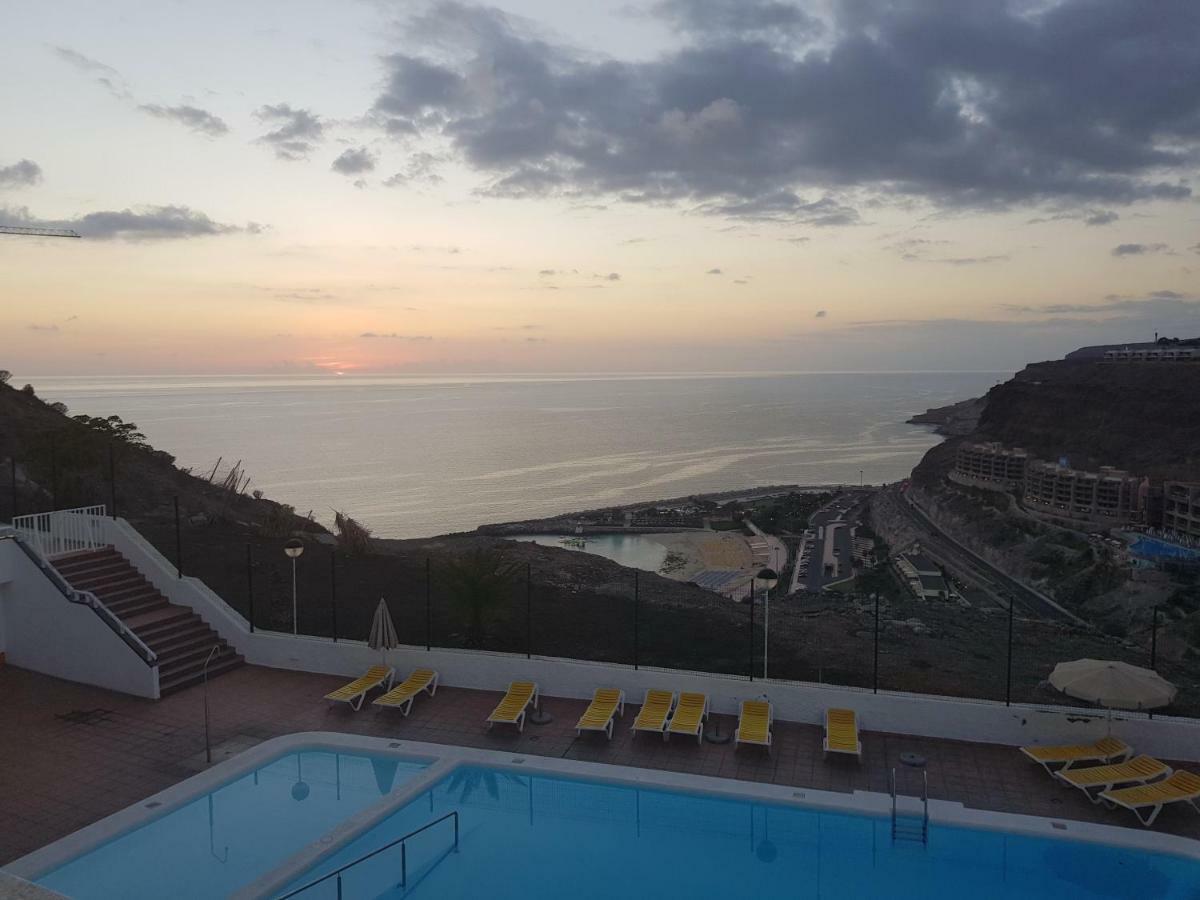 Apt With Terrace Facing Amadores Beach Exteriör bild