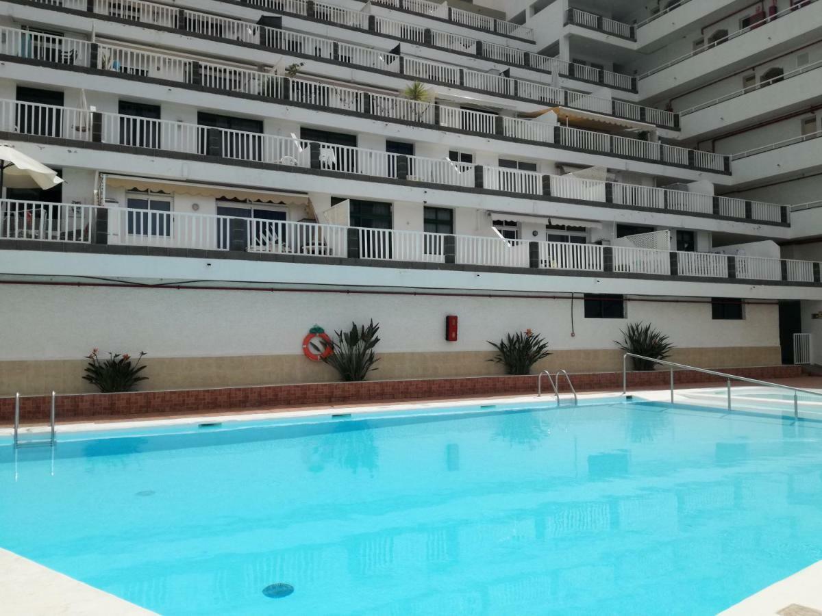 Apt With Terrace Facing Amadores Beach Exteriör bild