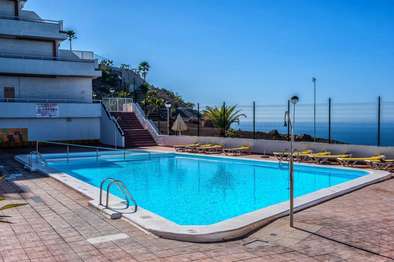 Apt With Terrace Facing Amadores Beach Exteriör bild