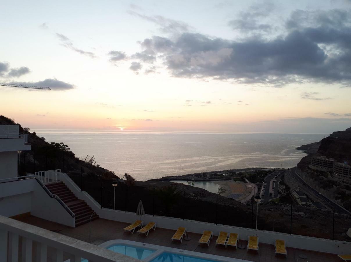 Apt With Terrace Facing Amadores Beach Exteriör bild