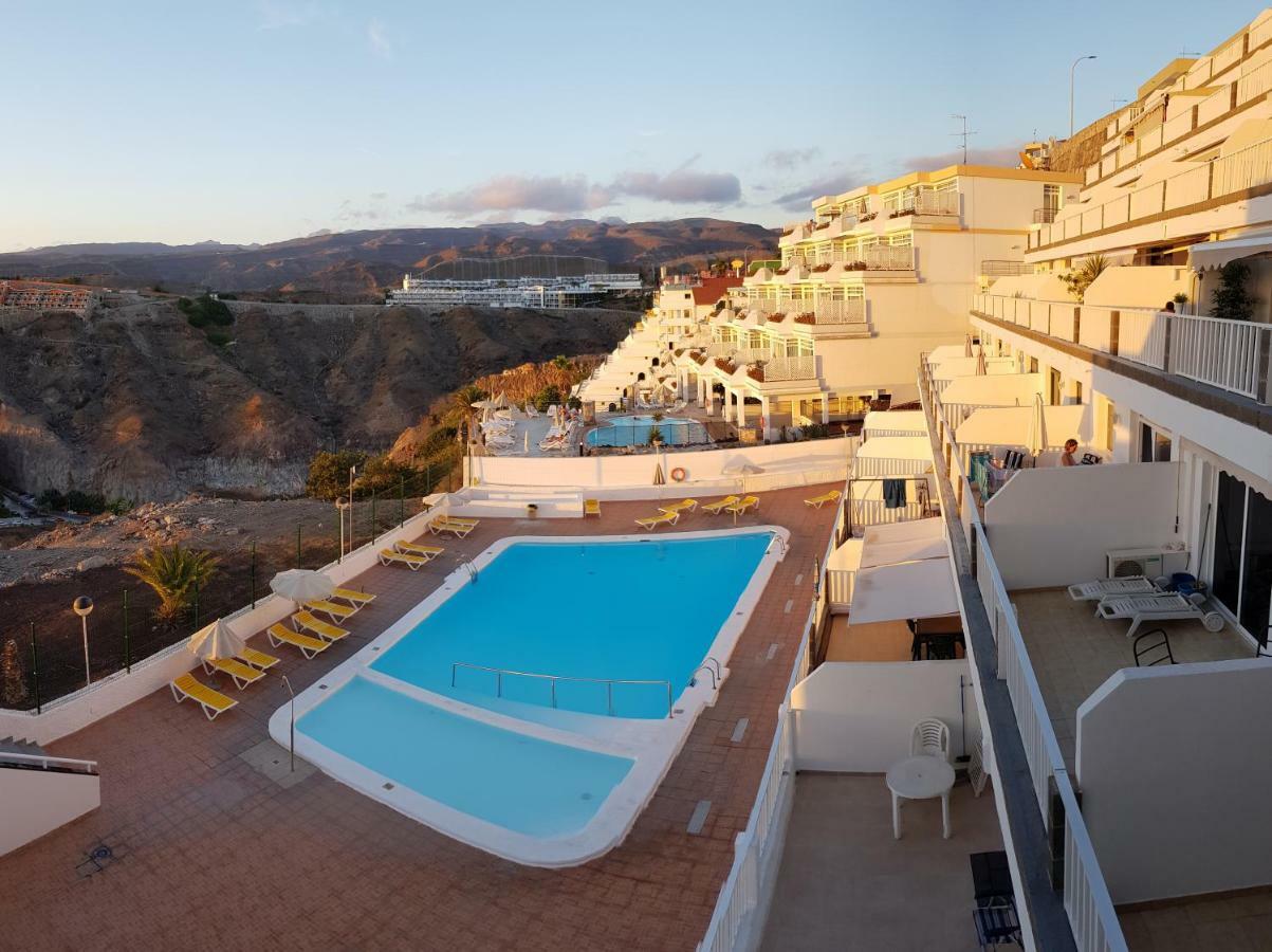 Apt With Terrace Facing Amadores Beach Exteriör bild